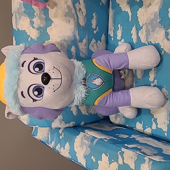 EUC Paw Patrol plush - Picture 2 of 4